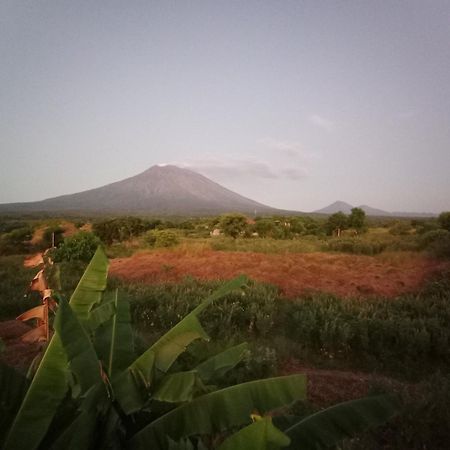 Khrisna Sunrise Homestay Tulamben Quarto foto