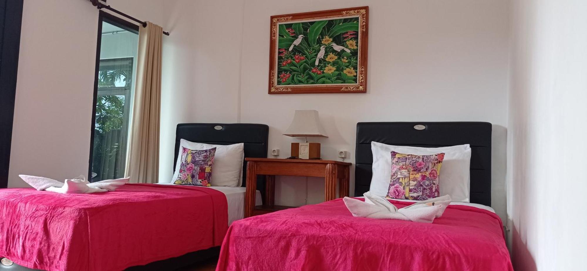 Khrisna Sunrise Homestay Tulamben Quarto foto