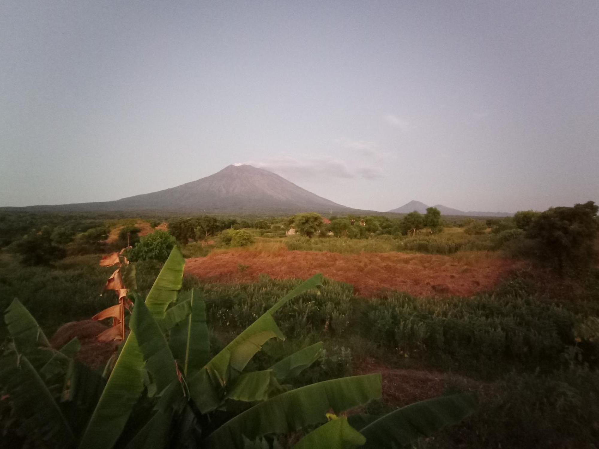 Khrisna Sunrise Homestay Tulamben Quarto foto