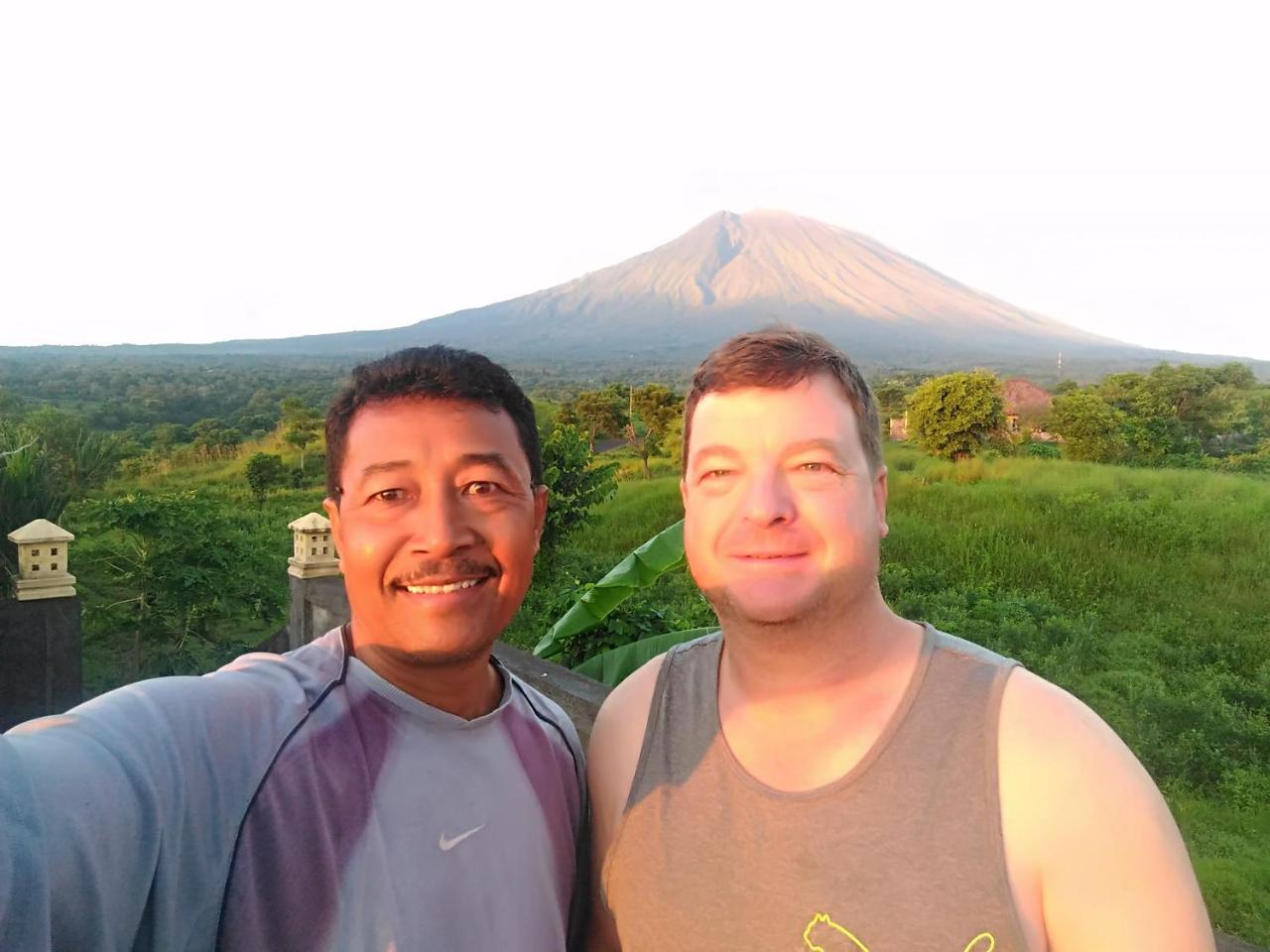 Khrisna Sunrise Homestay Tulamben Exterior foto